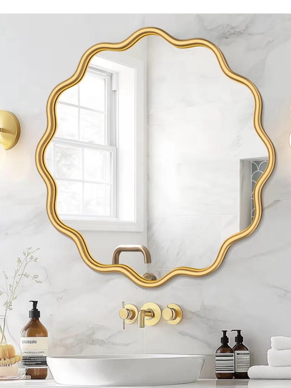 Gold Scalloped Round Wall Mirror